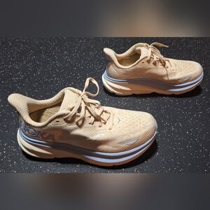 Women's Hoka One One Clifton 9